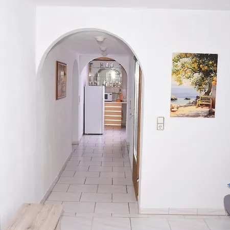 Apartment Gemuetliche Familien-ferienwohnung Mit Balkon Nahe Playmobil Funpark Oberasbach